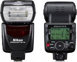 Nikon SB-700