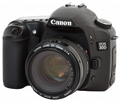 Canon EOS 30D