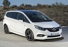 Opel Zafira 2016