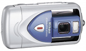 Nikon COOLPIX 2500