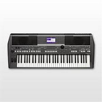 Yamaha PSR-S670
